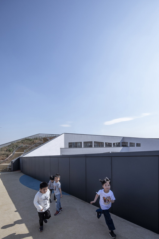 Nanxun Town Center Kindergarten / UAD - Image 14 of 25
