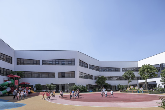 Nanxun Town Center Kindergarten / UAD - Image 12 of 25