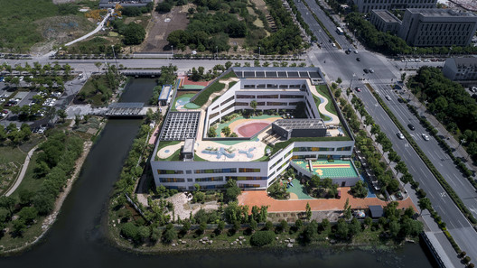 Nanxun Town Center Kindergarten / UAD - Image 2 of 25