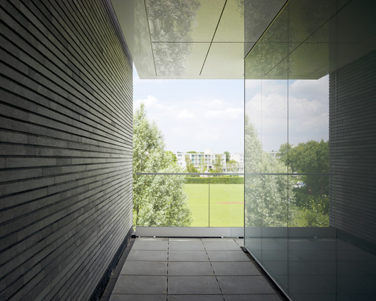 Big House / Goldsmith Company - Image 3 of 13