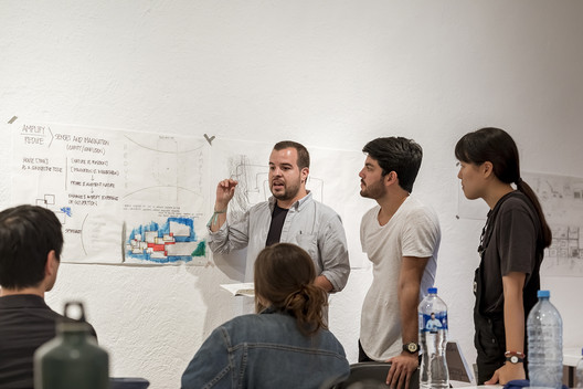 Inside the First Porto Academy 'Visiting Barragán' Workshop in Mexico Inside the First Porto Academy 'Visiting Barragán' Workshop in Mexico - Image 26 of 47