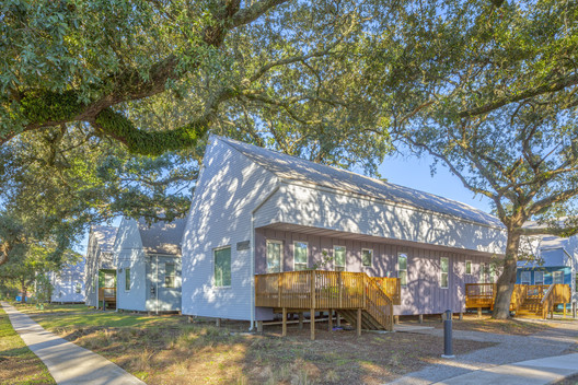 Bastion Community Housing / OJT - Image 13 of 27