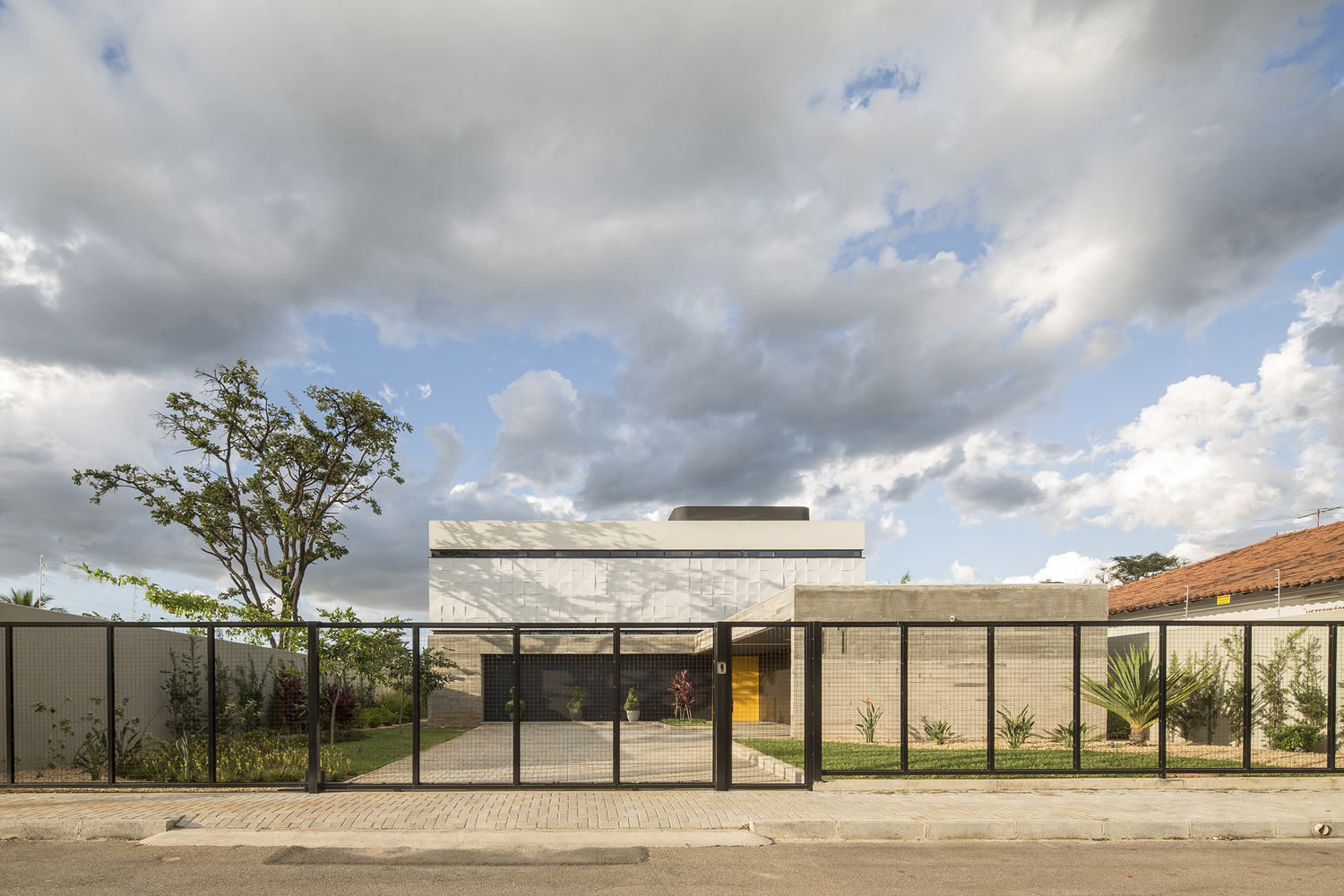 Gallery of 11 House / CoDA Arquitetura - 5