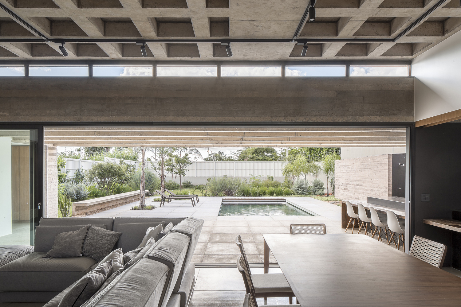 Gallery of 11 House / CoDA Arquitetura - 19