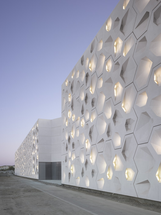 The Importance of Communication and Context in Enrique Sobejano's Work - More Images