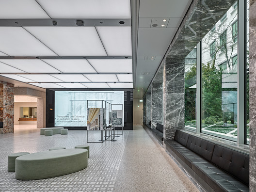 UBS Headquarters Refurbishment / EM2N - Image 20 of 35