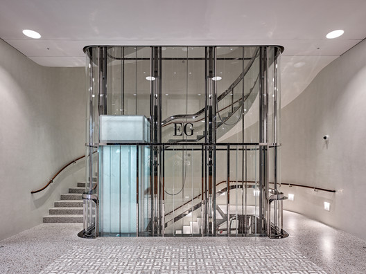 UBS Headquarters Refurbishment / EM2N - Image 5 of 35