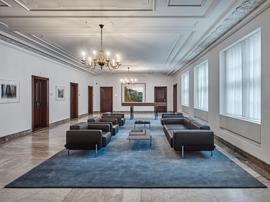 UBS Headquarters Refurbishment / EM2N - Image 11 of 35