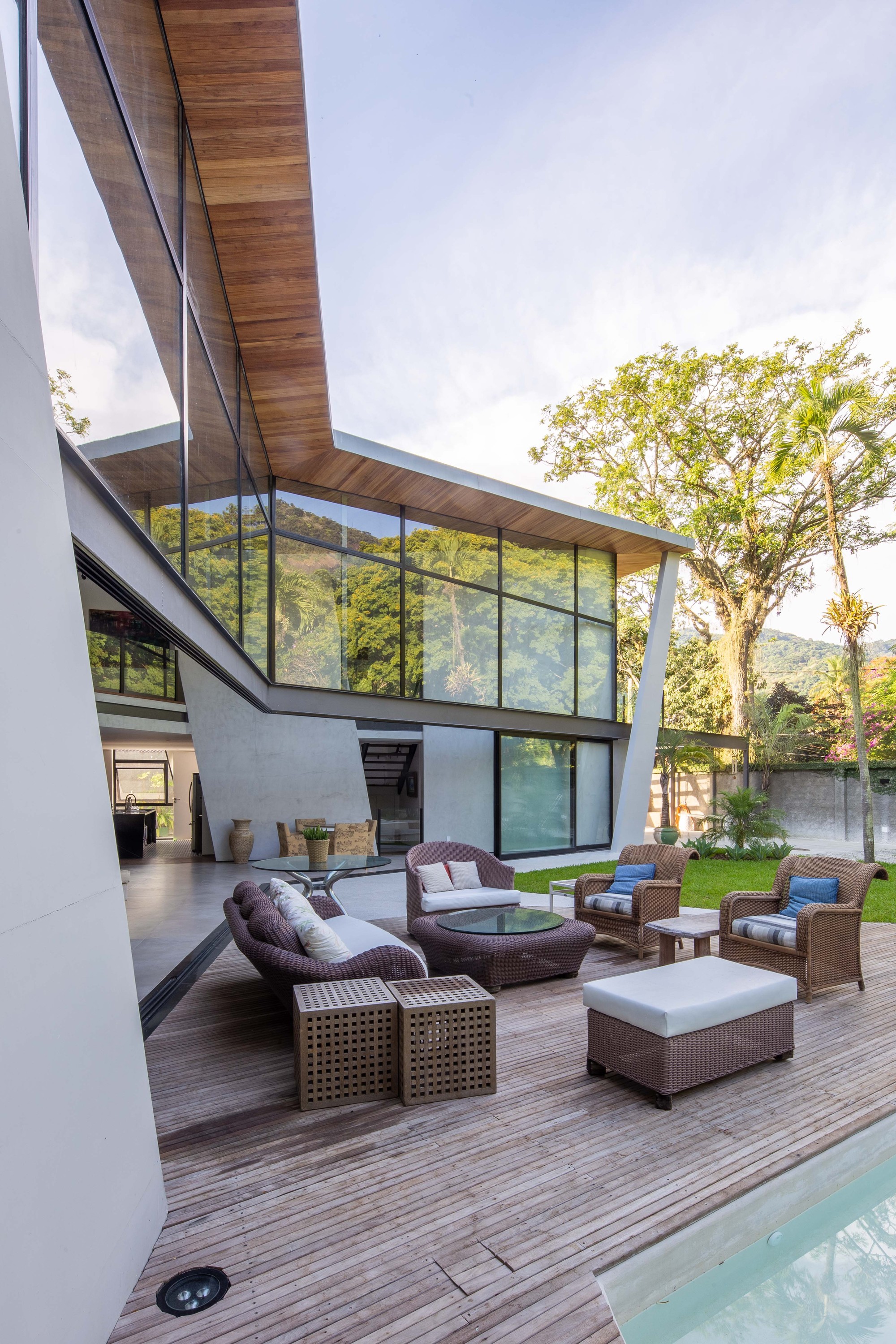 Gallery of Hang Glider House / MAAR Studio 10