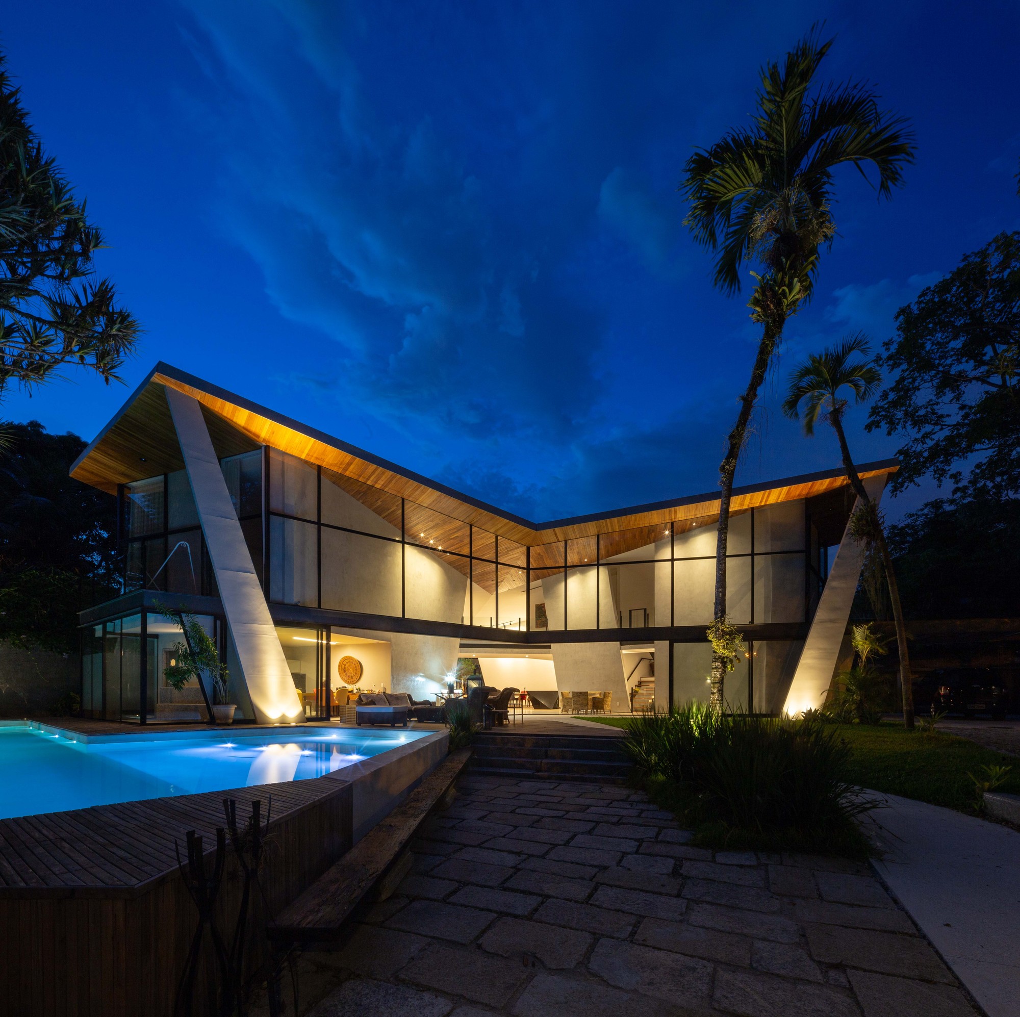 Gallery of Hang Glider House / MAAR Studio 21