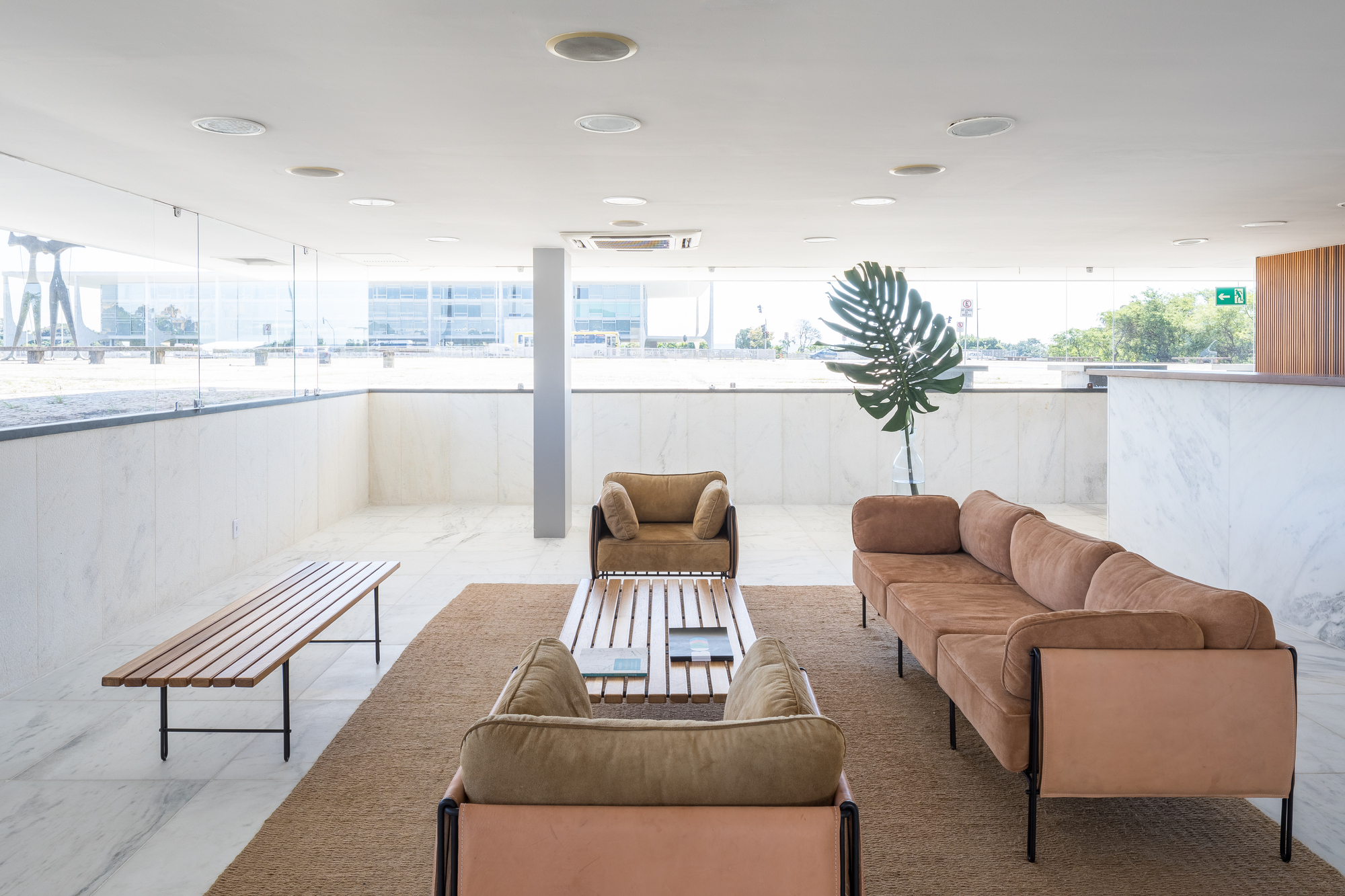 https www archdaily com 920118 revitalization of oscar niemeyers tea house bloco arquitetos plus equipe lamas 5d184f05284dd1a7c100000a revitalization of oscar niemeyers tea house bloco arquitetos plus equipe lamas photo