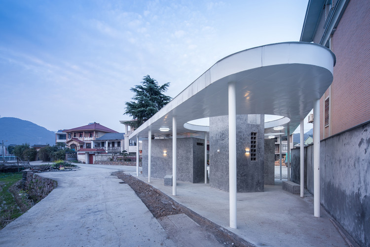 Public Toilet at Sanchakou / Shulin Architectural Design - Facade