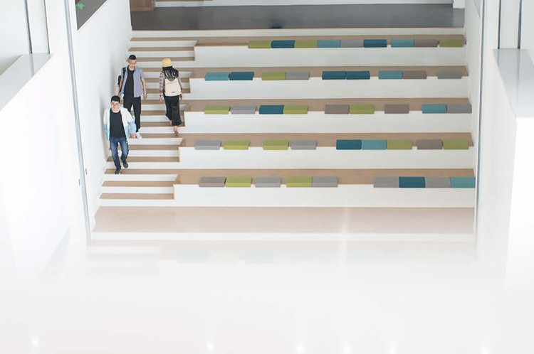 河北工业大学北辰校区图书馆 / 同济大学建筑设计研究院 - 楼梯