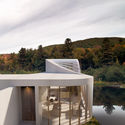 Lake House Harmonizes the Architecture with Scenic Surrounding - Image 4 of 4