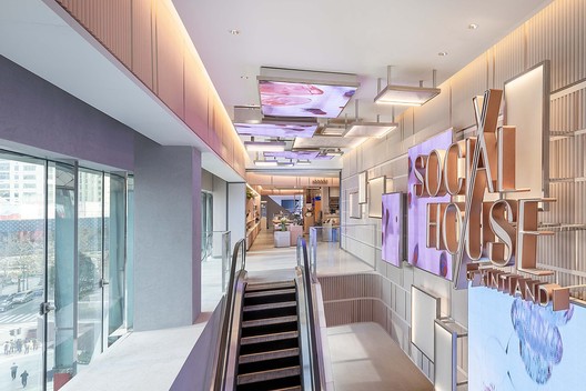 Social House by Xintiandi / Kokaistudios - Image 9 of 42