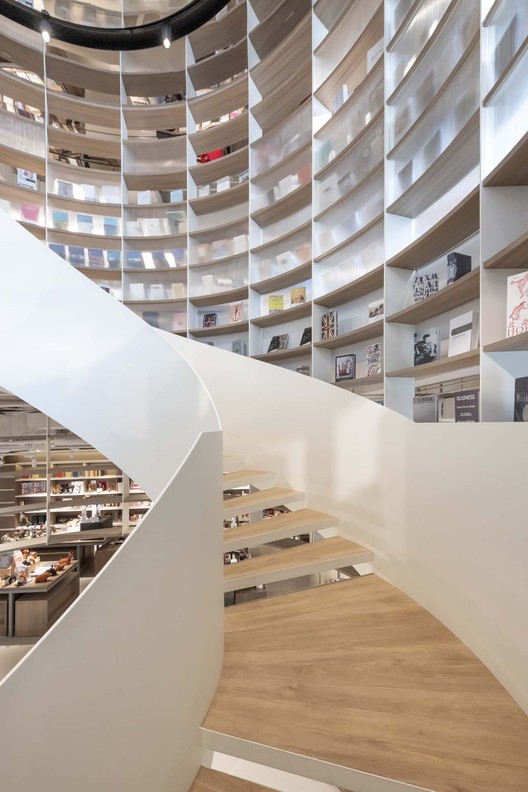 Social House by Xintiandi / Kokaistudios - Image 15 of 42