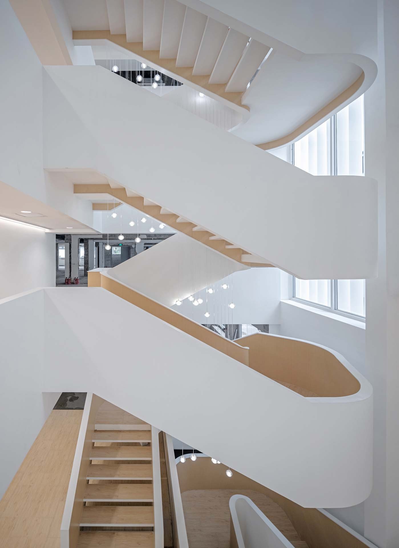 画廊 静安商楼建筑更新 / 一栋设计工作室 - 5