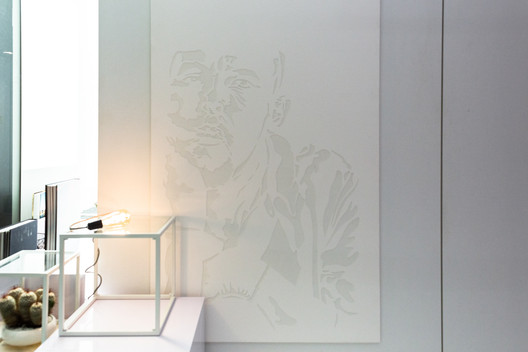 Livraria Canvas / Ohma Livraria Canvas / Ohma - Mesa, Janela