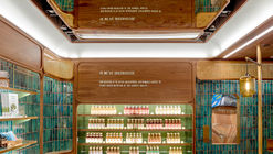 Valise Store Union Station / Kilogram Studio