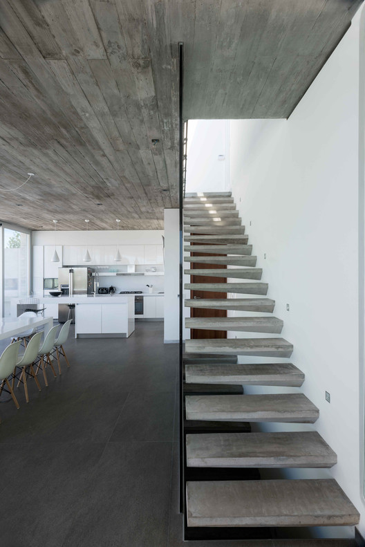 La Iluminada House / Martin Gomez Arquitectos - Image 5 of 25