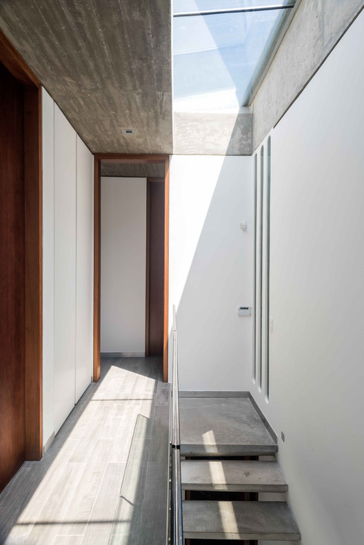 La Iluminada House / Martin Gomez Arquitectos - Image 9 of 25