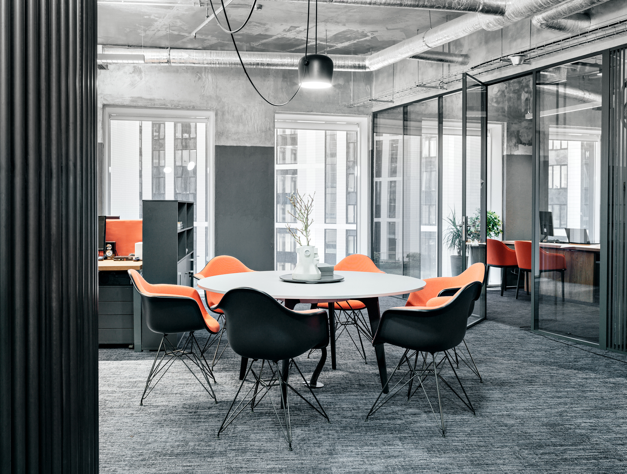 Gallery of Expert Electric Company Offices / Leatelier.business 18