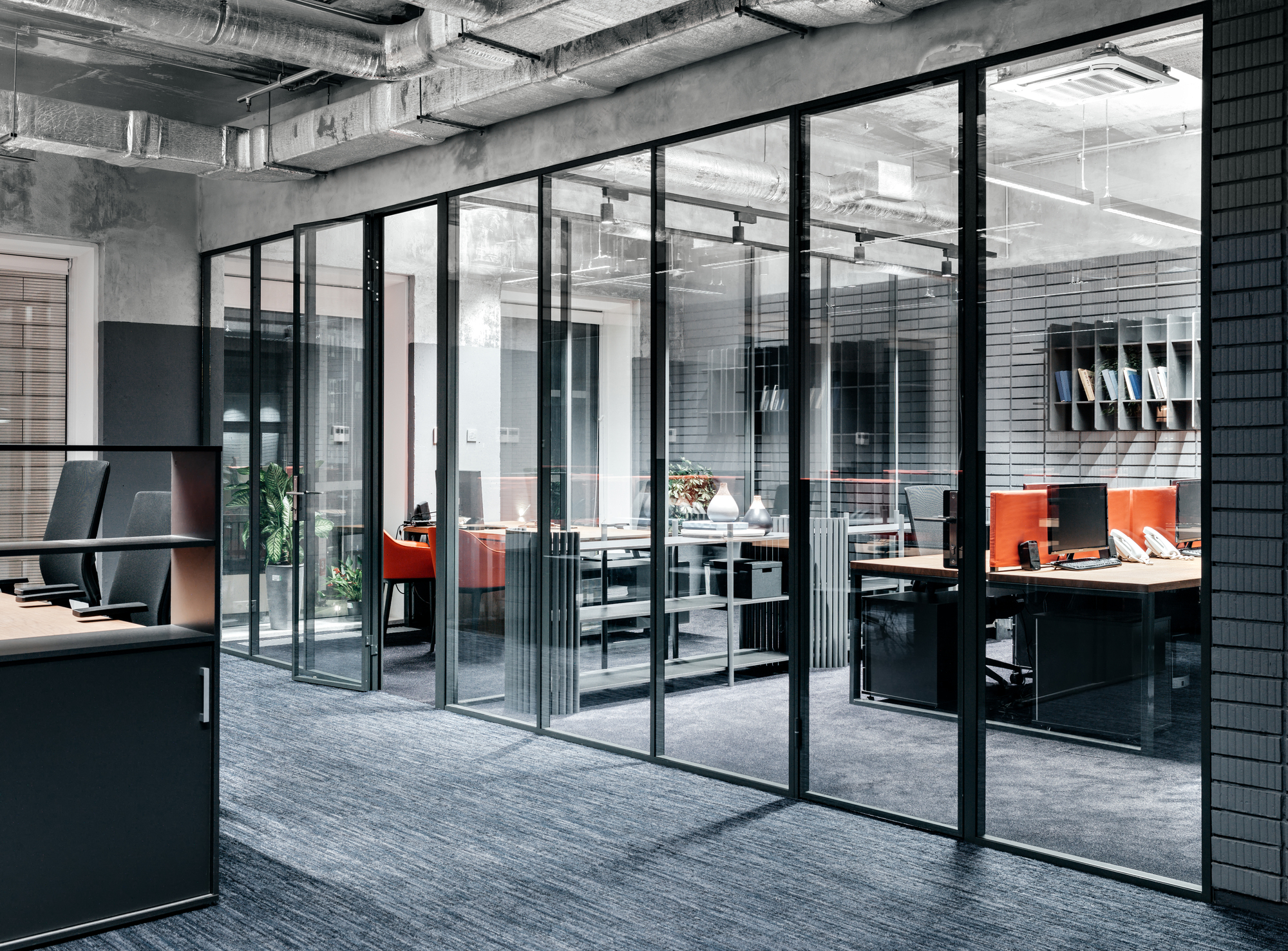 Gallery of Expert Electric Company Offices / Leatelier.business 9