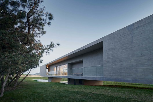 Swan Lake Bridge House and Viewing Tower / TAO - Trace Architecture Office - Image 7 of 49