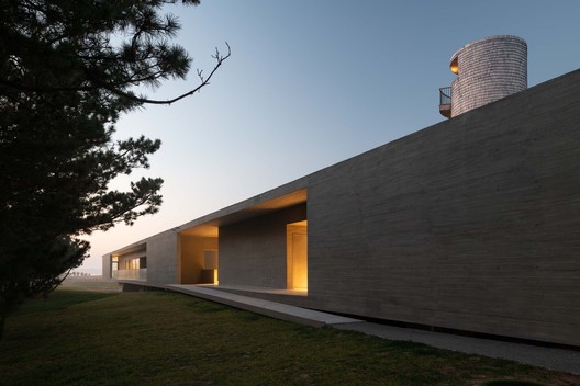 Swan Lake Bridge House and Viewing Tower / TAO - Trace Architecture Office - Image 8 of 49