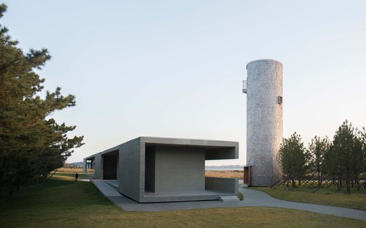 Swan Lake Bridge House and Viewing Tower / TAO - Trace Architecture Office - Image 6 of 49