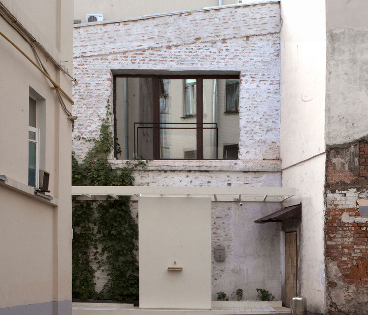 Voda Bar / SAGA  - More Images