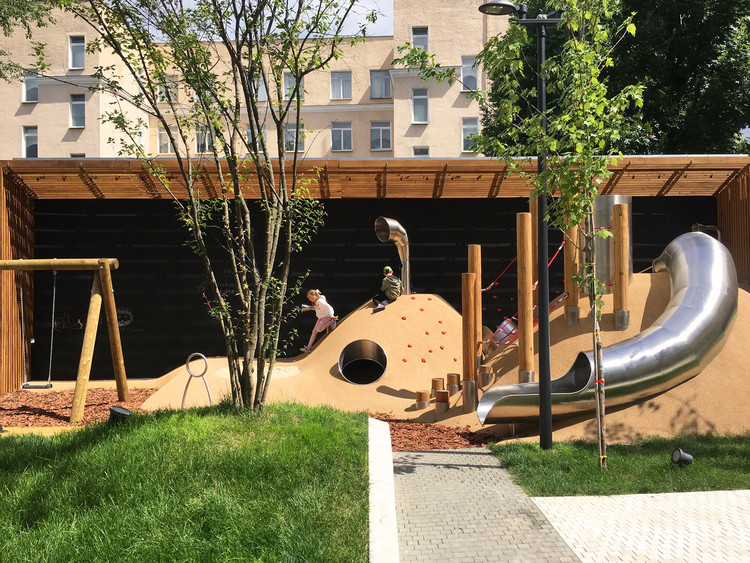 Dune Playground / Bureau Druzhba - Public Space, Garden, Facade