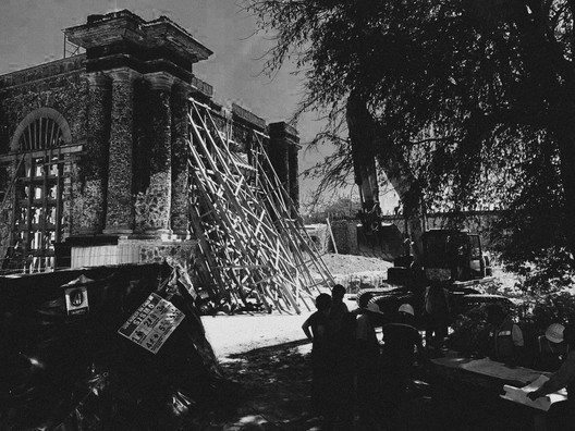 Después del 19S: una capilla contemporánea por Dellekamp / Schleich en colaboración con AGENdA - Imagen 14 de 14