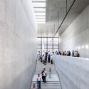 David Chipperfield's New Museum Island Gallery Opens in Berlin - 4 的图像 4