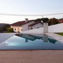 Casa da Piscina / António Cruz Lopes - Casas, Terraço, Fachada, Corrimão, Cerca