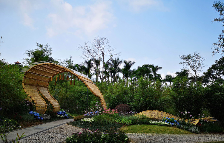 Bamboo Tide Pavilion / Shenzhen Beryl Environmental Art Design - Image 2 of 36