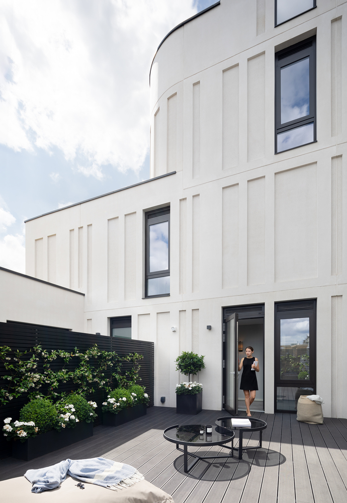 Gallery of ONE Putney Residential Building / PHASE3 - 13