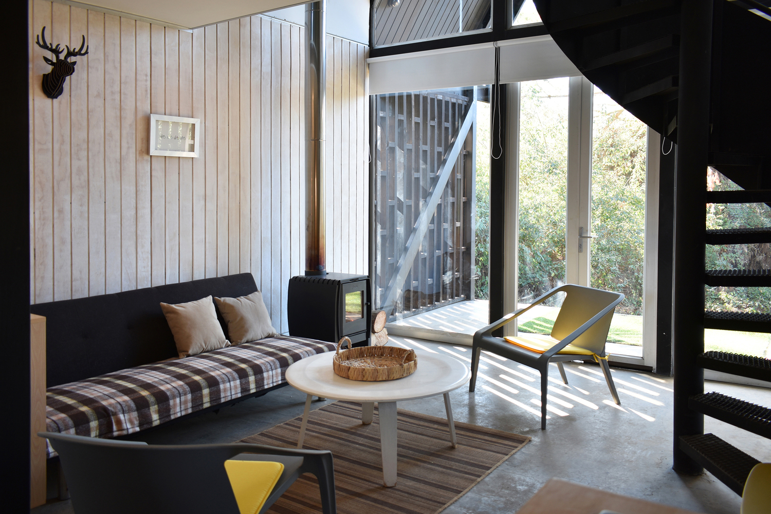 Galería de Revestimientos de madera para paredes y muebles interiores