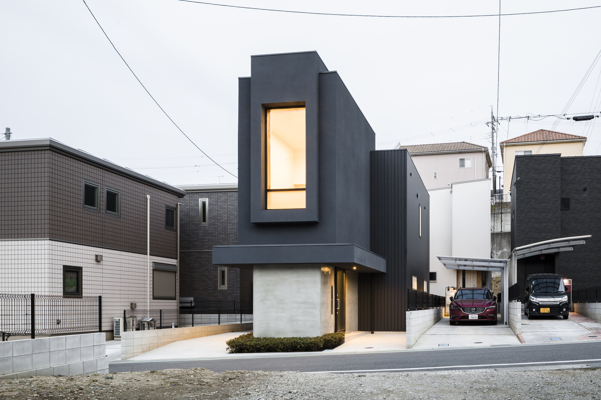 Slender Rectangular Building Gallery of Slender House / FORM | Kouichi Kimura Architects - 4
