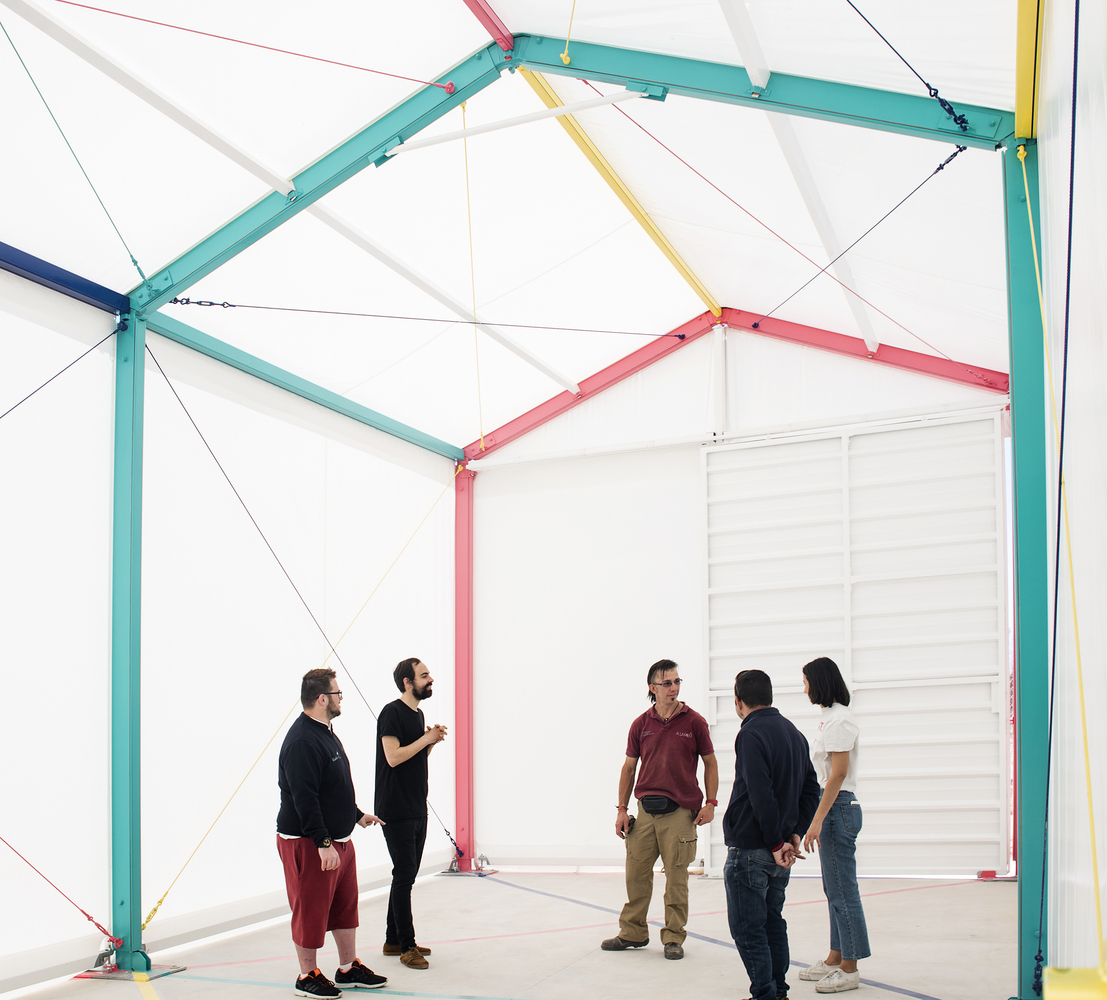 Pavilhão multicolor / Martín Peláez - Imagem 1 de 26