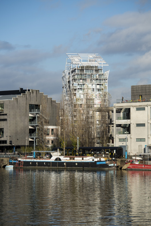 Edifício Residencial Ycone La Confluence / Ateliers Jean Nouvel - Imagem 4 de 42