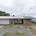 Knot-hole House / ICADA - Houses, Facade