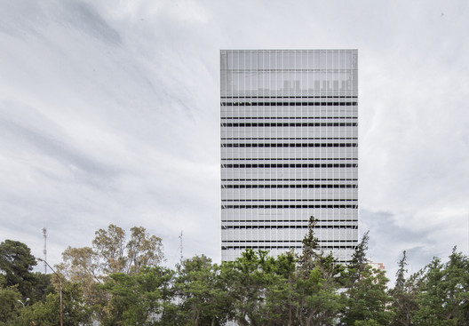 Nova Sede BPN / DINAMO Arquitetura Nova Sede BPN / DINAMO Arquitetura - Imagem 7 de 32