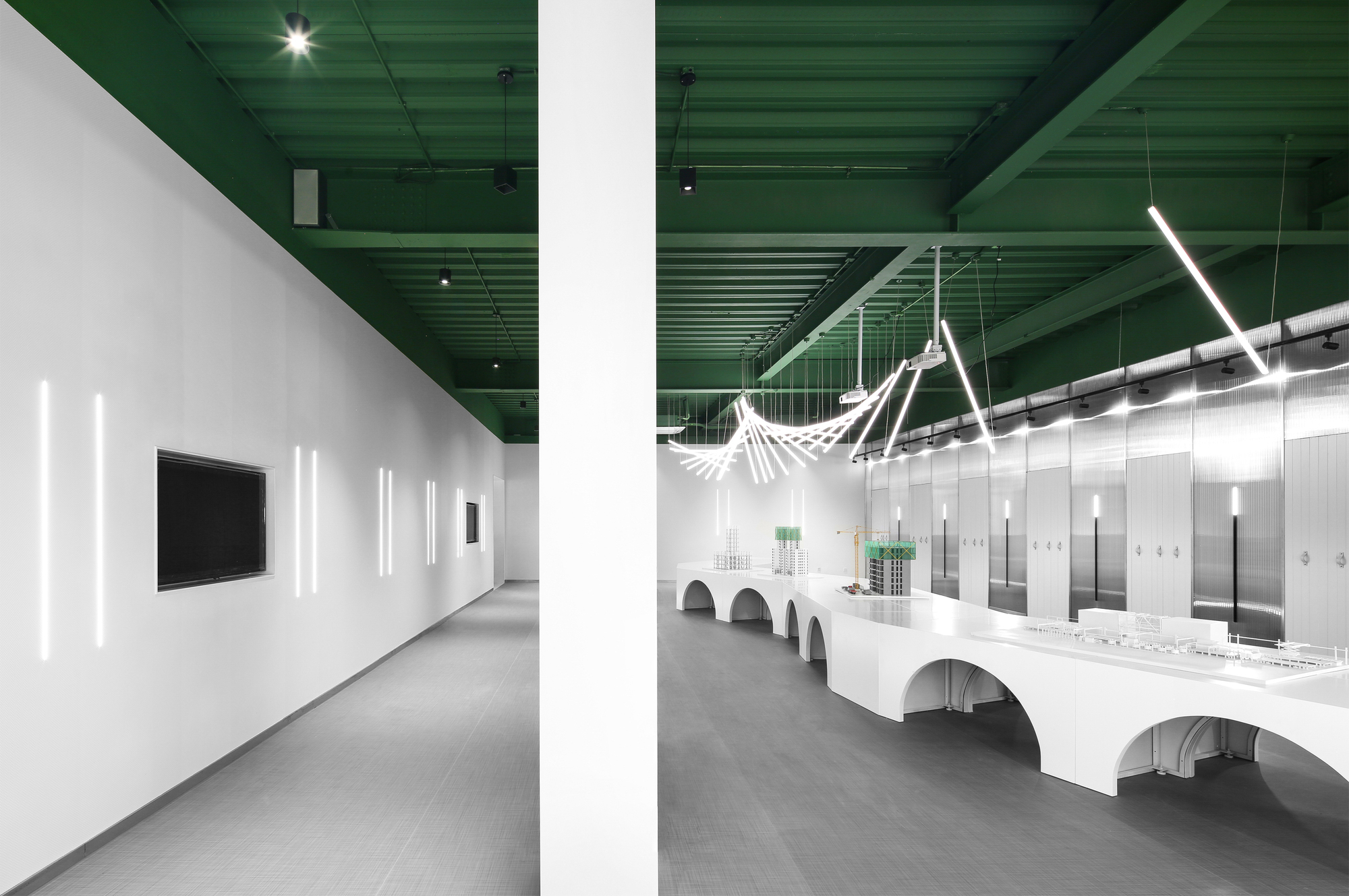 画廊 苏州建设交通高等职业技术学校建筑工程系展厅 / 寻长设计 - 3