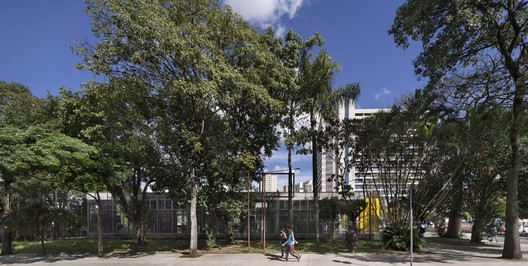 Renovation of the Monteiro Lobato Library / MMBB Arquitetos - Image 17 of 30