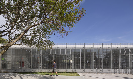 Renovation of the Monteiro Lobato Library / MMBB Arquitetos - Image 15 of 30
