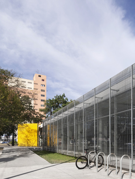 Renovation of the Monteiro Lobato Library / MMBB Arquitetos - Image 5 of 30