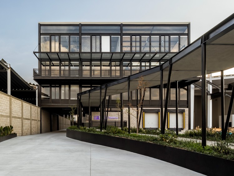 ABSA Headquarters / FMÁSF - Institutional Buildings