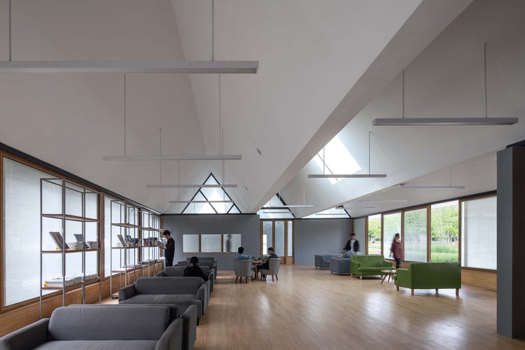 interior. Image © Shengliang Su