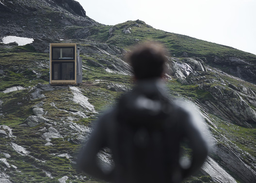On Mountain Hut Cabin / Thilo Alex Brunner On Mountain Hut Cabin / Thilo Alex Brunner - Image 10 of 19
